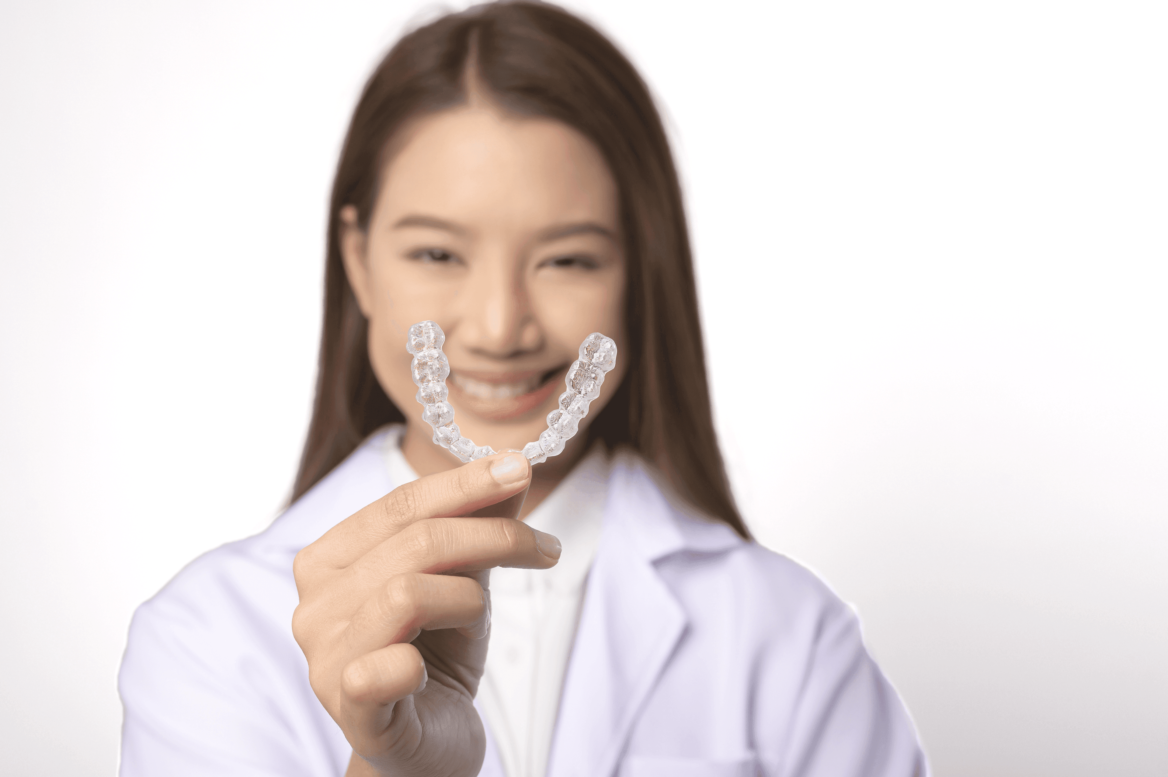 Niềng răng mắc cài tiết kiệm